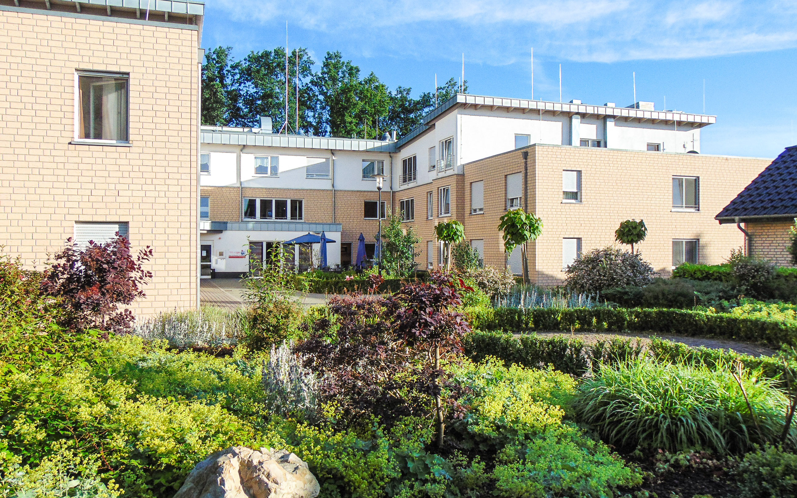 Schreinerei Houben | Referenz Innentüren